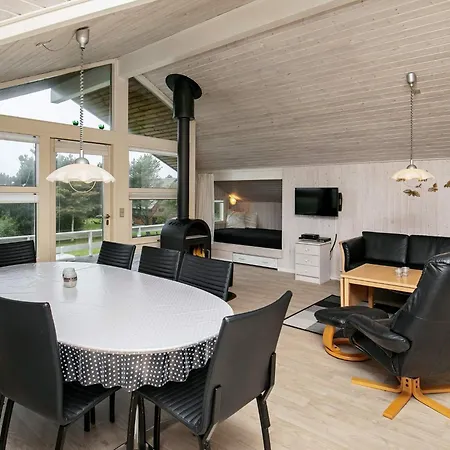 8 Person In Hébergement de vacances Nordenbro Vesteregn