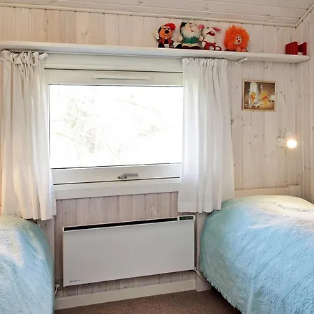 8 Person In Nordenbro Vesteregn